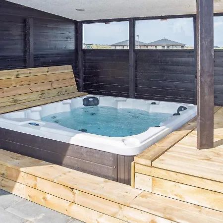 5 Star Holiday In Holiday home